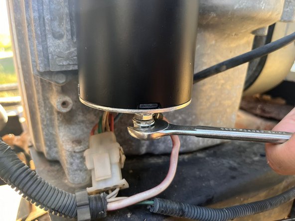 Cub Cadet LT1042 Starter Replacement: crwdns2935265:02crwdnd2935265:02crwdnd2935265:03crwdne2935265:0