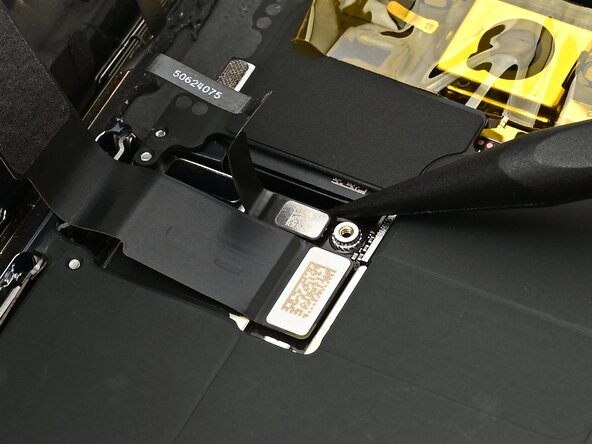 iPhone Air Screen Replacement, Disconnect the screen: crwdns2935265:016crwdnd2935265:01crwdnd2935265:03crwdne2935265:0