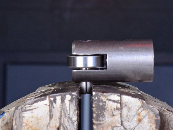 Electric Eel Top Feeder Assembly Replacement: crwdns2935265:09crwdnd2935265:03crwdnd2935265:03crwdne2935265:0