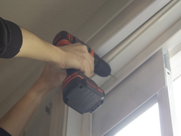 Installing a Petsafe Removable Dog Panel: step 10, image 2 of 3