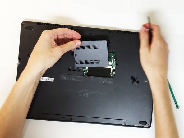 Gigabyte P35K Laptop Hard Drive Replacement: crwdns2935265:03crwdnd2935265:03crwdnd2935265:03crwdne2935265:0