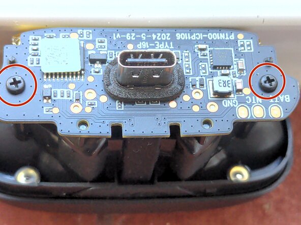 JBL Wave Beam Case Disassembly, Remove the electronics: crwdns2935265:04crwdnd2935265:01crwdnd2935265:02crwdne2935265:0