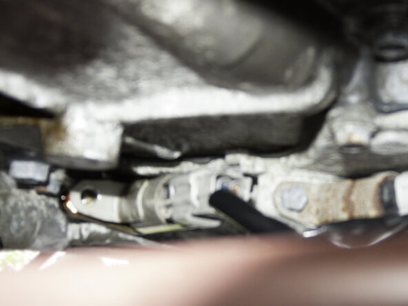 2013-Present Nissan Rogue Cam shaft control solenoid Replacement, Installing the replacement Solenoid: crwdns2935265:04crwdnd2935265:03crwdnd2935265:03crwdne2935265:0