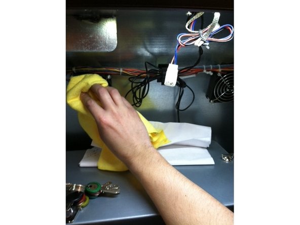 M3t Kiosk  Preventative maintenance, Fans: adım 8, 2 resimden 2.