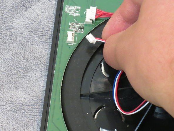 Native Instruments Traktor Kontrol S2 MK1: Disassembly and Jog Wheel Replacement: crwdns2935265:012crwdnd2935265:03crwdnd2935265:03crwdne2935265:0