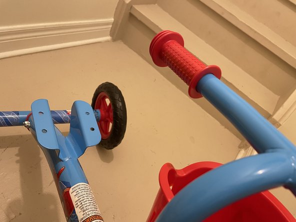 Huffy Kids Tricycle Seat Replacement: step 4, image 3 of 3