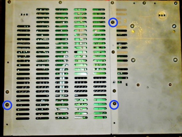 Reflowing solder joints on a TEAC GSA-5300 stereo integrated amplifier: crwdns2935265:04crwdnd2935265:02crwdnd2935265:03crwdne2935265:0