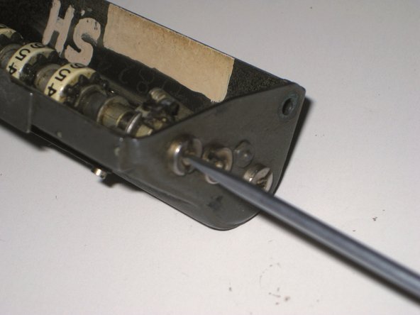 Disassembling a Monroe LA-160 calculator: crwdns2935265:012crwdnd2935265:02crwdnd2935265:02crwdne2935265:0