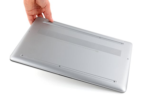 HP 15-dy RAM Replacement, Flip your laptop over: crwdns2935265:012crwdnd2935265:03crwdnd2935265:03crwdne2935265:0