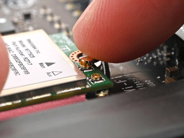 Framework Desktop Wi-Fi Module Replacement, Connect the Wi-Fi Module: Schritt 14, Bild 1 von 3