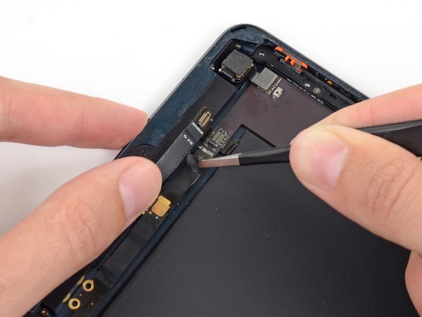 iPad Mini Wi-Fi Headphone Jack Cable Replacement, Headphone Jack Cable: crwdns2935265:067crwdnd2935265:02crwdnd2935265:02crwdne2935265:0