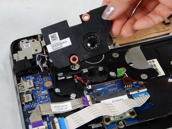 HP Envy Sleekbook m6-k010dx Keyboard Replacement: step 14, image 3 of 3
