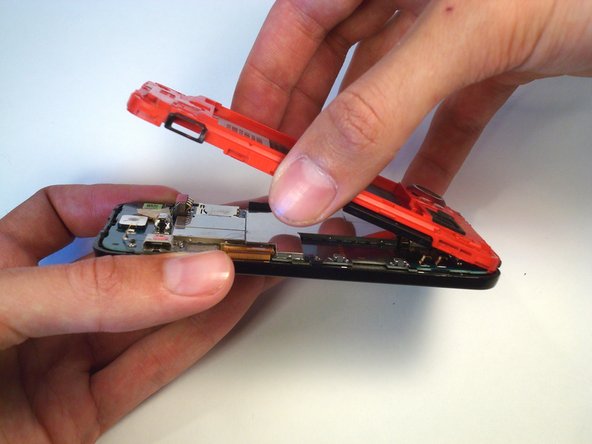 HTC Droid Incredible Rear Inner Frame Replacement: crwdns2935265:011crwdnd2935265:03crwdnd2935265:03crwdne2935265:0