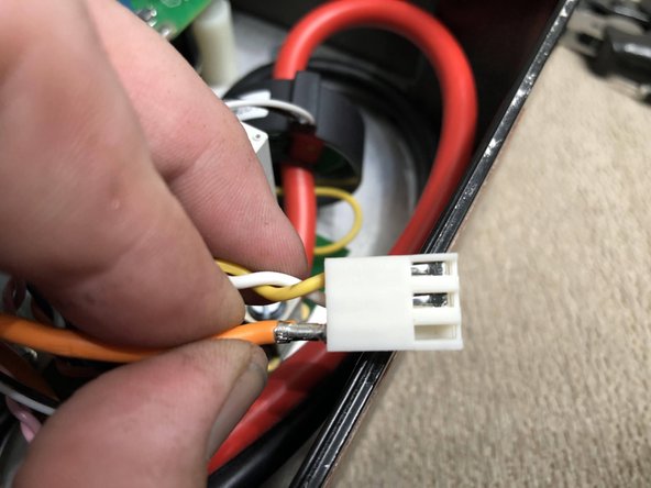 JuiceBox EVSE Relay Replacement (UL/front LEDs version), Remove pilot wire: crwdns2935265:07crwdnd2935265:02crwdnd2935265:03crwdne2935265:0