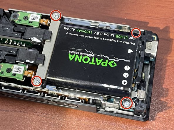 Ricoh Theta Z1 Battery Replacement, Replacing the Battery: crwdns2935265:07crwdnd2935265:02crwdnd2935265:03crwdne2935265:0