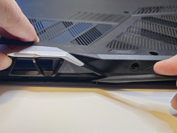 Acer Predator Helios 300 PH315-53 Bottom Case Replacement: crwdns2935265:04crwdnd2935265:02crwdnd2935265:03crwdne2935265:0