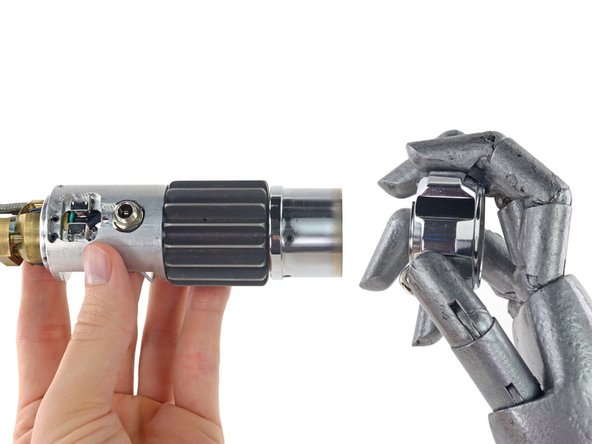 Lightsaber Teardown: crwdns2935265:010crwdnd2935265:02crwdnd2935265:03crwdne2935265:0