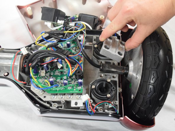 Hover-1 Horizon Wheel Wires Replacement: step 11, image 2 of 3