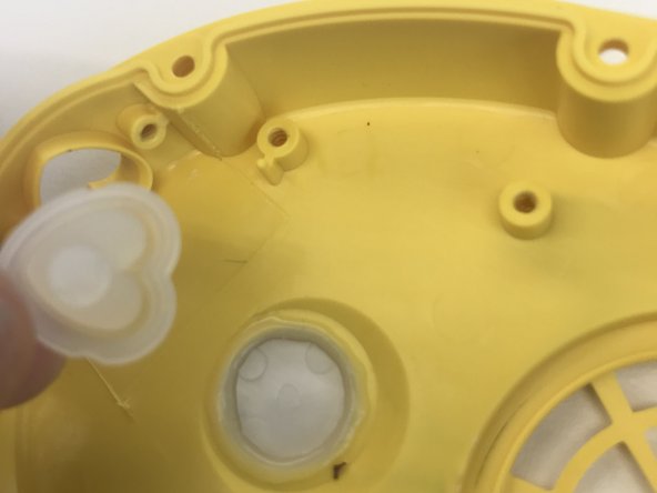 Edwin the Duck Rubber Heart Power Button Replacement: crwdns2935265:08crwdnd2935265:02crwdnd2935265:02crwdne2935265:0