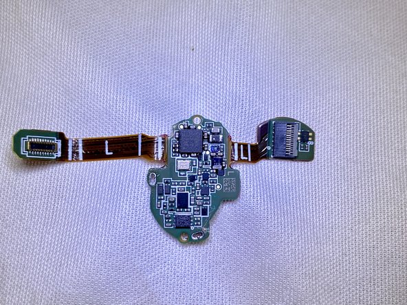 B&O Beoplay EX Teardown, Remove the logic baord: crwdns2935265:03crwdnd2935265:02crwdnd2935265:02crwdne2935265:0