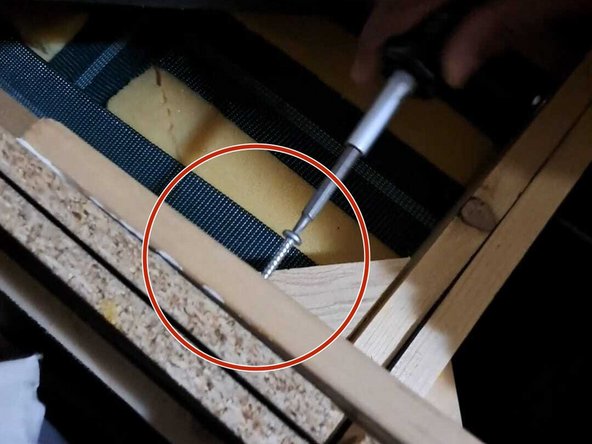 How to Fix an Unleveled Sofa Seat: crwdns2935265:07crwdnd2935265:02crwdnd2935265:03crwdne2935265:0