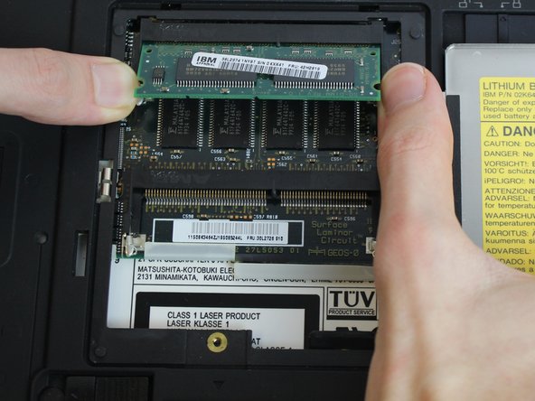 IBM ThinkPad 600E RAM Replacement: crwdns2935265:08crwdnd2935265:02crwdnd2935265:03crwdne2935265:0