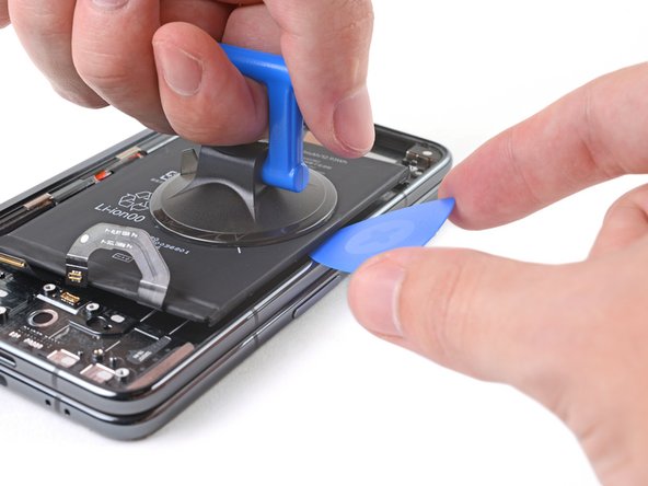 Google Pixel Fold Inner Screen Assembly Replacement, Insert an opening pick: crwdns2935265:0122crwdnd2935265:03crwdnd2935265:03crwdne2935265:0