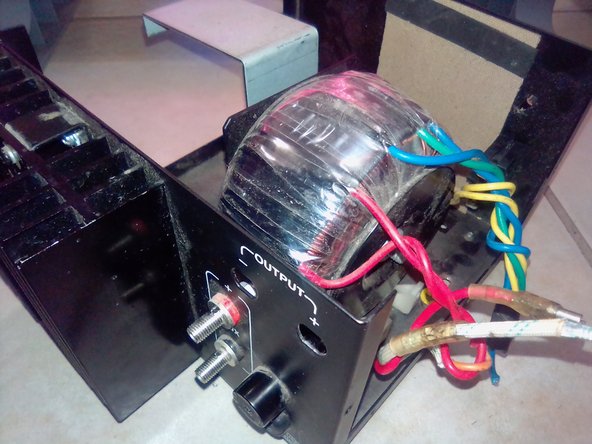 Stealth Regulated DC power supply Teardown: crwdns2935265:03crwdnd2935265:02crwdnd2935265:03crwdne2935265:0