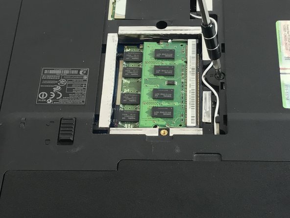 Acer Aspire 5517-1127 Disk Drive Replacement: crwdns2935265:03crwdnd2935265:02crwdnd2935265:03crwdne2935265:0