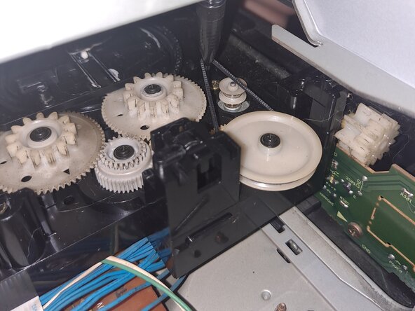 Pioneer DVL-V888 Laserdisc Player Rubber Belt Replacement: crwdns2935265:07crwdnd2935265:02crwdnd2935265:03crwdne2935265:0