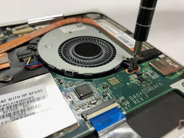 HP Spectre 13-4002dx Vent Fan Replacement: step 4, image 2 of 2