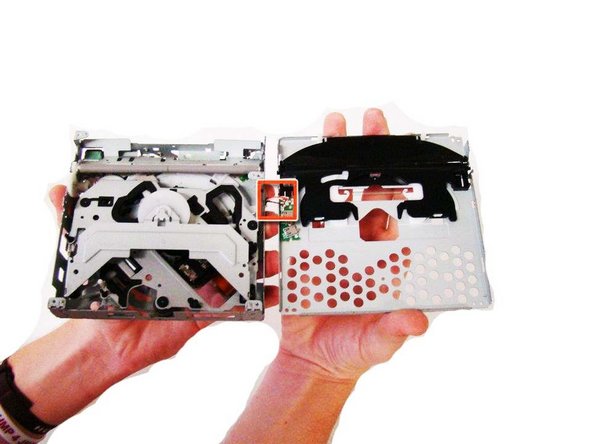 Sony Xplod CDX-MP30 Jammed CD Replacement: crwdns2935265:013crwdnd2935265:03crwdnd2935265:03crwdne2935265:0