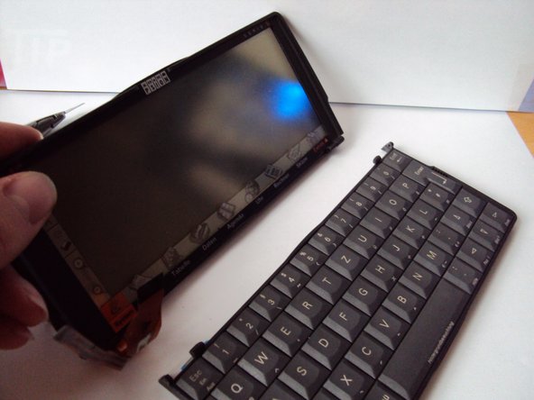 Psion 5 Teardown: step 8, image 1 of 2