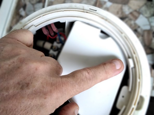 Prolife Airpot Model YTA-538AP  Disassembly Only, Remove the "lazy Susan" Ring: crwdns2935265:02crwdnd2935265:01crwdnd2935265:03crwdne2935265:0