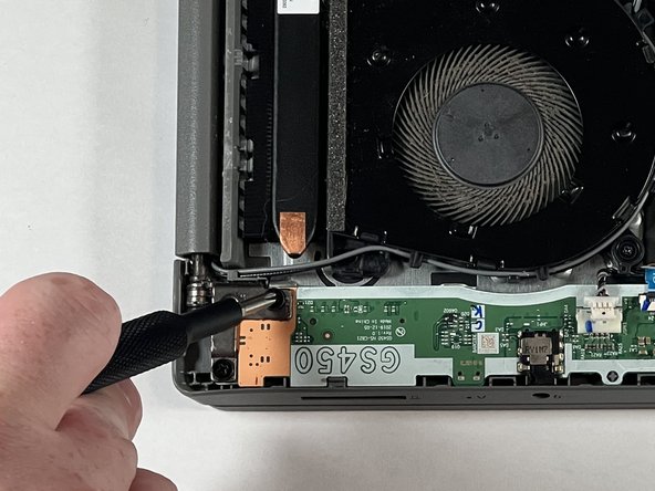 Lenovo IdeaPad 3-1481W000NGUS I/O Board Replacement: crwdns2935265:05crwdnd2935265:02crwdnd2935265:03crwdne2935265:0