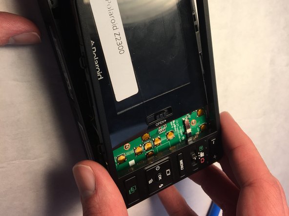 Polaroid Z2300 Control Panel Replacement: adım 3, 2 resimden 2.