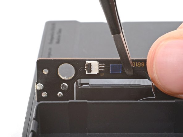 Analogue Pocket Button Board Replacement, Disconnect the button board: crwdns2935265:08crwdnd2935265:03crwdnd2935265:03crwdne2935265:0