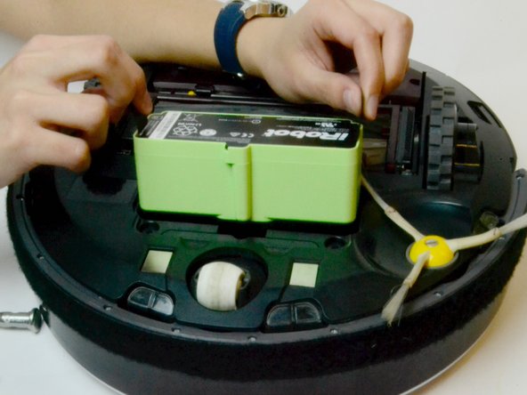 iRobot Roomba 860 Battery Replacement: crwdns2935265:03crwdnd2935265:02crwdnd2935265:02crwdne2935265:0