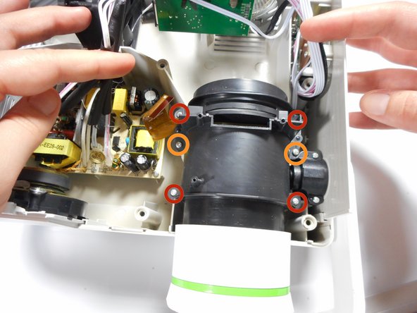 Merch Source Projector Entertainment II Outer Lens Replacement, Lens Casing Detachment: crwdns2935265:06crwdnd2935265:02crwdnd2935265:03crwdne2935265:0