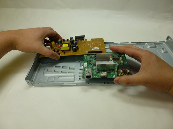 LG BP220 Motherboard Replacement: crwdns2935265:07crwdnd2935265:02crwdnd2935265:02crwdne2935265:0