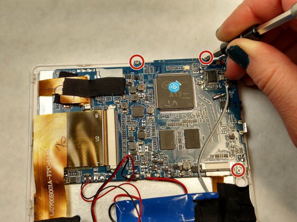 Dragon Touch MID 7138 Motherboard Replacement, Motherboard: 3 단계, 이미지 3개 중 3개