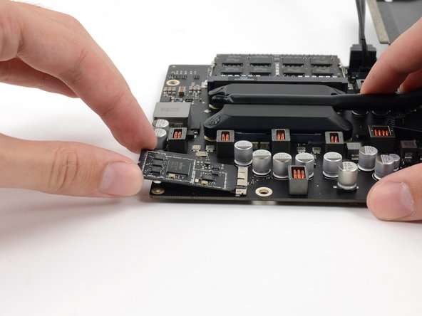 iMac Intel 21.5" EMC 2638 AirPort/Bluetooth Card Replacement: crwdns2935265:061crwdnd2935265:02crwdnd2935265:03crwdne2935265:0