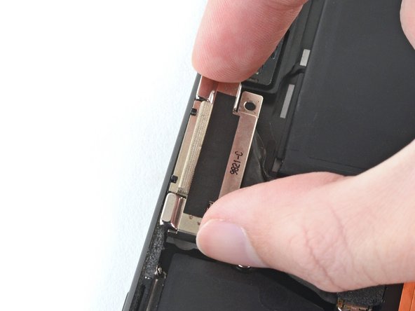 Microsoft Surface Pro X Surface Connect Port Replacement, Move the Surface Connect port: passo 28, imagem 2 %32