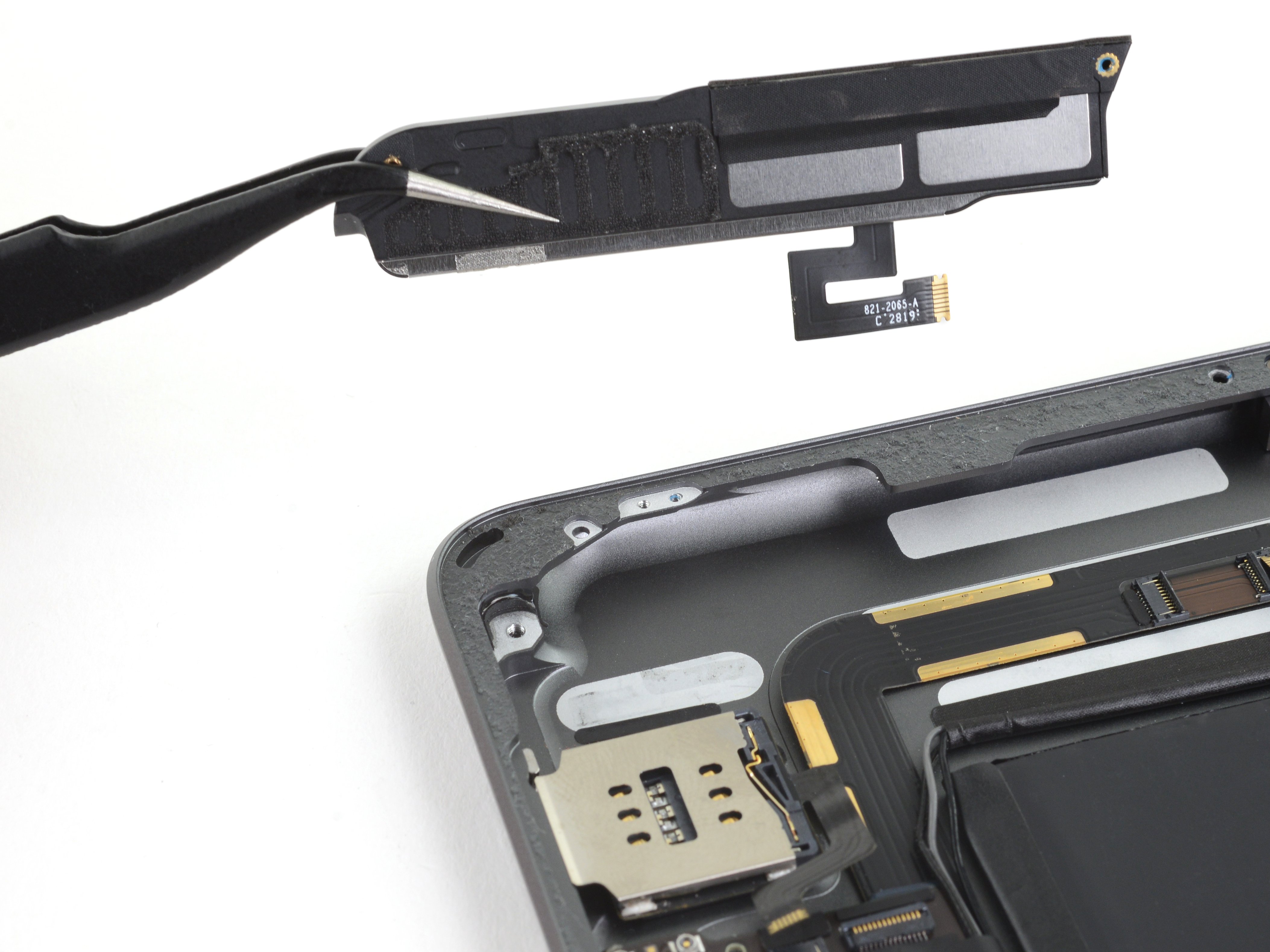 laurel, ms repair nearby iPad 7 Right Speaker Replacement