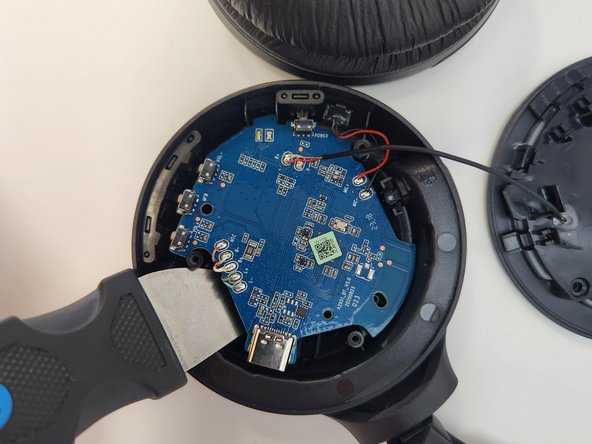 JBL Tune 510BT Volume Button Replacement, Volume Button: crwdns2935265:04crwdnd2935265:02crwdnd2935265:02crwdne2935265:0