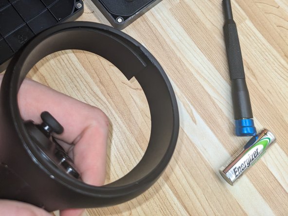 Oculus Quest Joystick Replacement, IR Ring Shield Reinstallation: stap 0, afbeelding 2 van 3