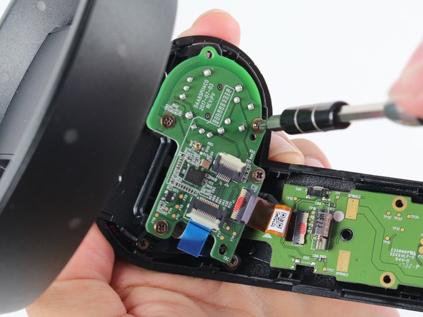 Dell VRC100-R Touchpad Replacement: crwdns2935265:08crwdnd2935265:02crwdnd2935265:02crwdne2935265:0