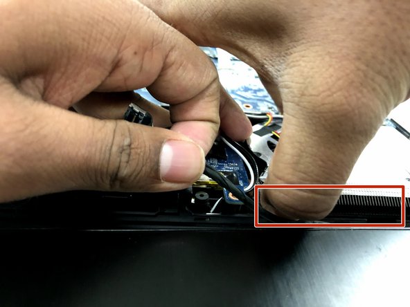 MSI GS60 6QE GHOST PRO 4K LCD Screen Replacement: adım 7, 2 resimden 2.