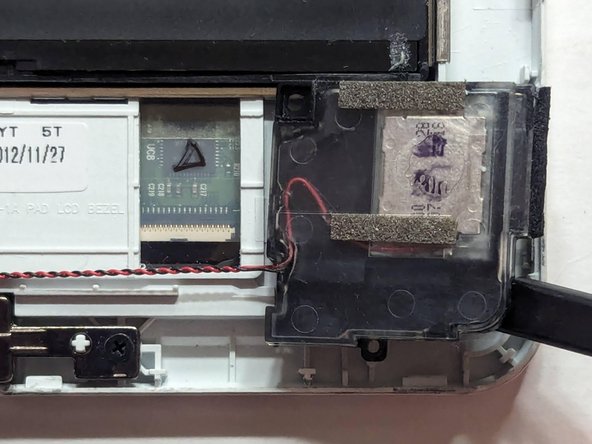 Acer Iconia W510 Speaker Replacement, Remove the Left Speaker: crwdns2935265:015crwdnd2935265:02crwdnd2935265:03crwdne2935265:0