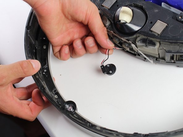 iRobot Roomba 870  Bumper Sensor Replacement: crwdns2935265:06crwdnd2935265:03crwdnd2935265:03crwdne2935265:0